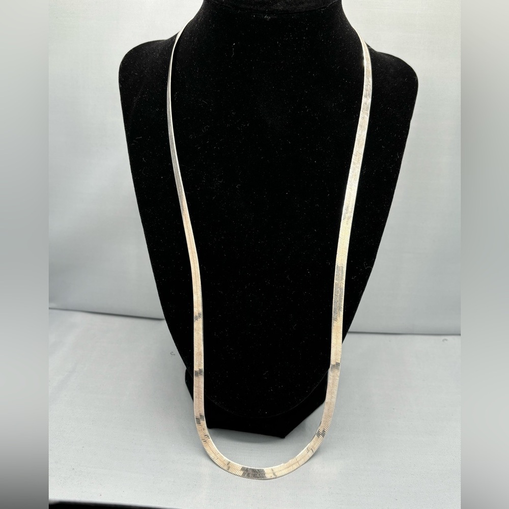 Elegant Herringbone Silver Necklace